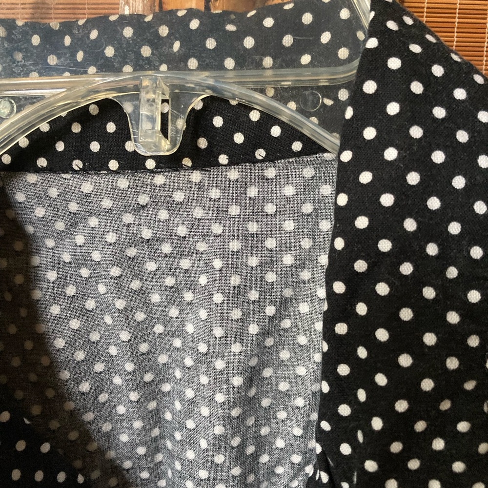 Vintage-Inspired Black Polka Dot Button-Front Dress - Picture 3 of 4